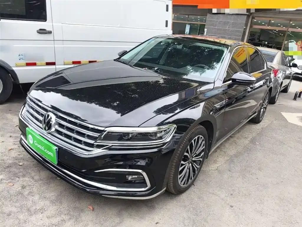 Phideon 2021 380TSI Luxury Edition — миниатюра 2