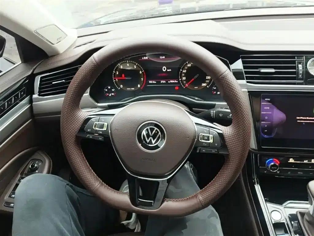 Phideon 2021 380TSI Luxury Edition — миниатюра 11