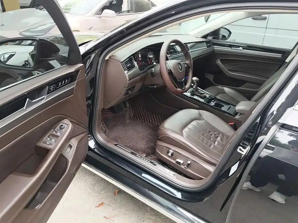 Phideon 2021 380TSI Luxury Edition — миниатюра 16