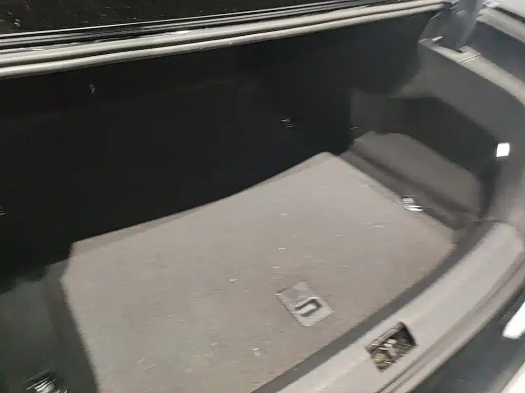 Phideon 2019 380TSI 2WD Business Edition (China VI Emission Standard) — миниатюра 19