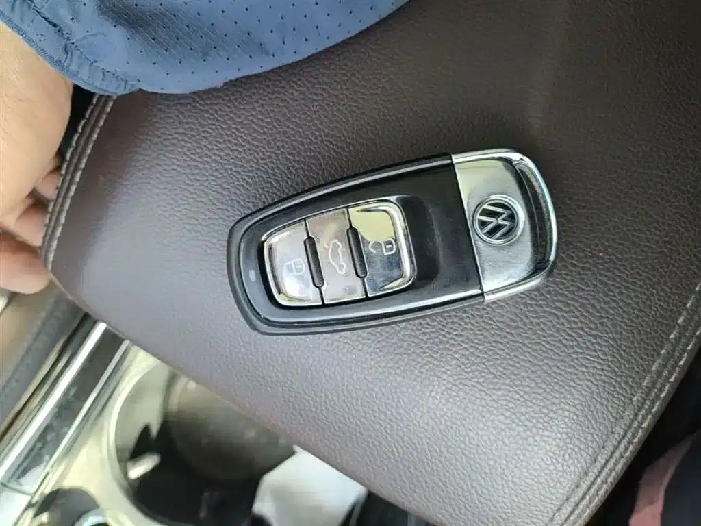 Phideon 2021 380TSI Luxury Edition — миниатюра 9