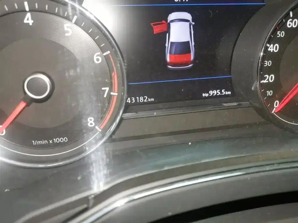 Phideon 2019 380TSI 2WD Business Edition (China VI Emission Standard) — миниатюра 12