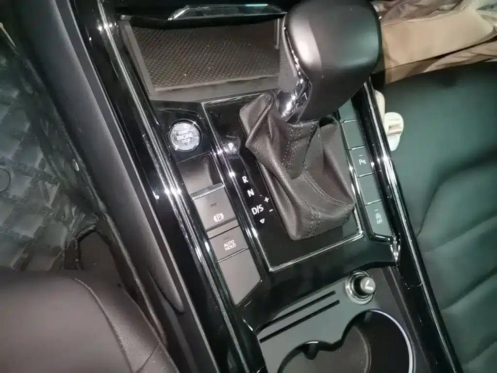 Phideon 2019 380TSI 2WD Business Edition (China VI Emission Standard) — миниатюра 14