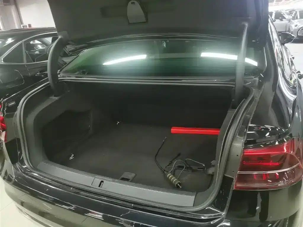 Phideon 2019 380TSI 2WD Business Edition (China VI Emission Standard) — миниатюра 19
