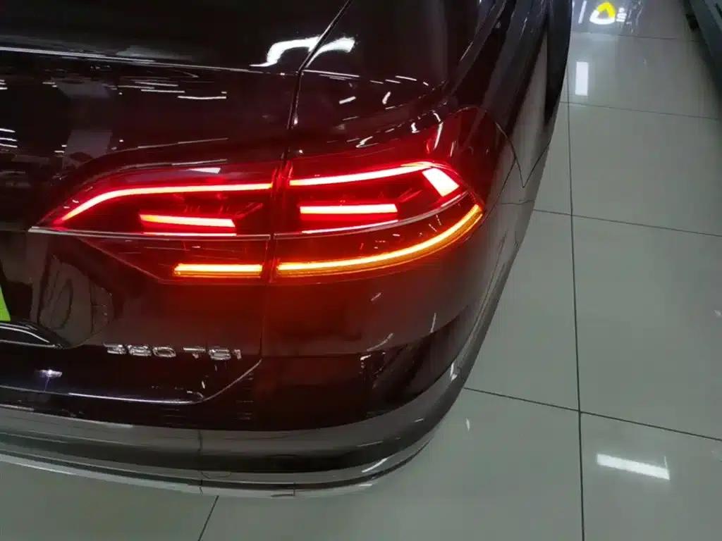 Phideon 2019 380TSI 2WD Business Edition (China VI Emission Standard) — миниатюра 8
