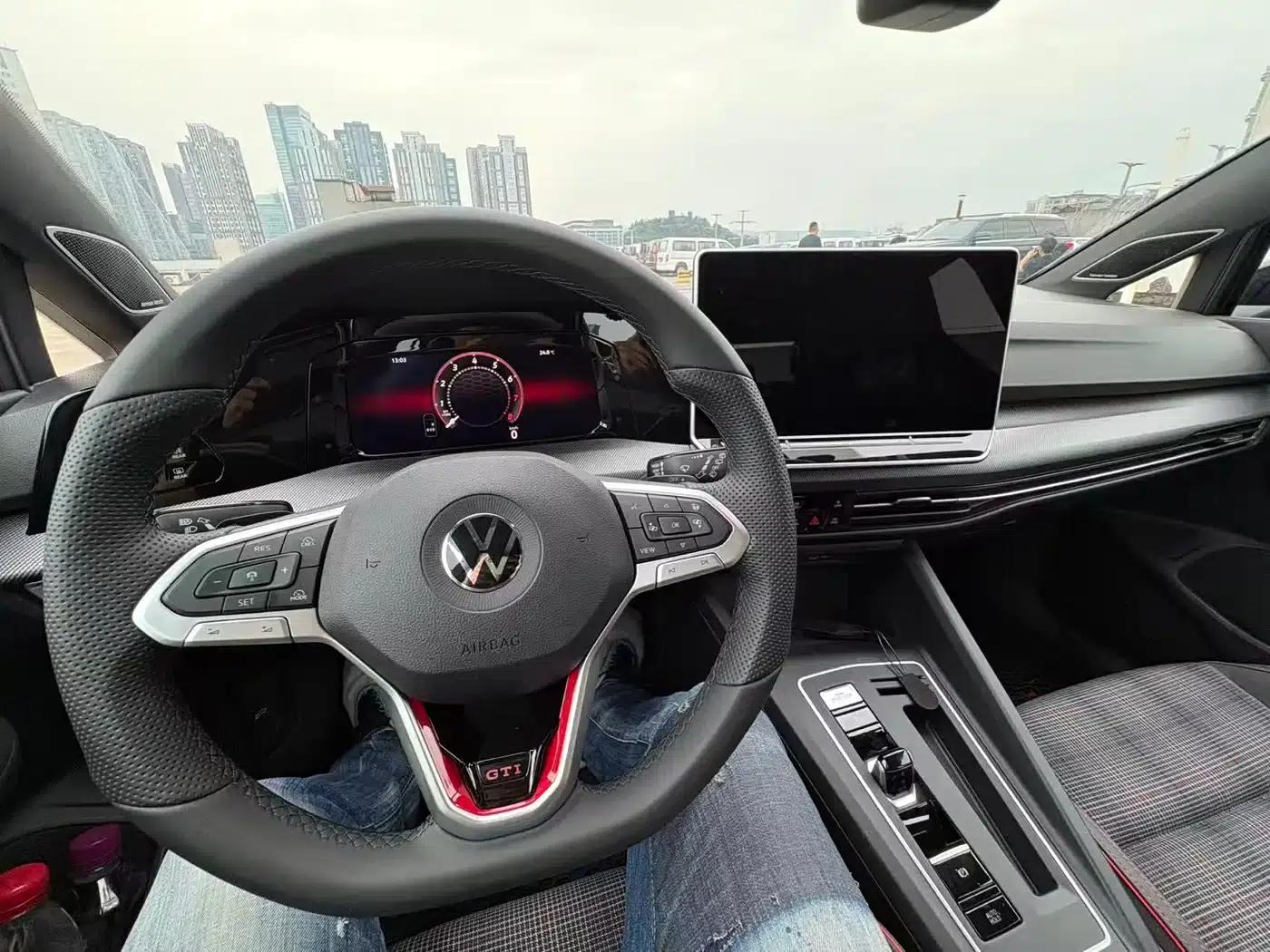 2026 Golf GTI 380TSI DSG GTI — миниатюра 4