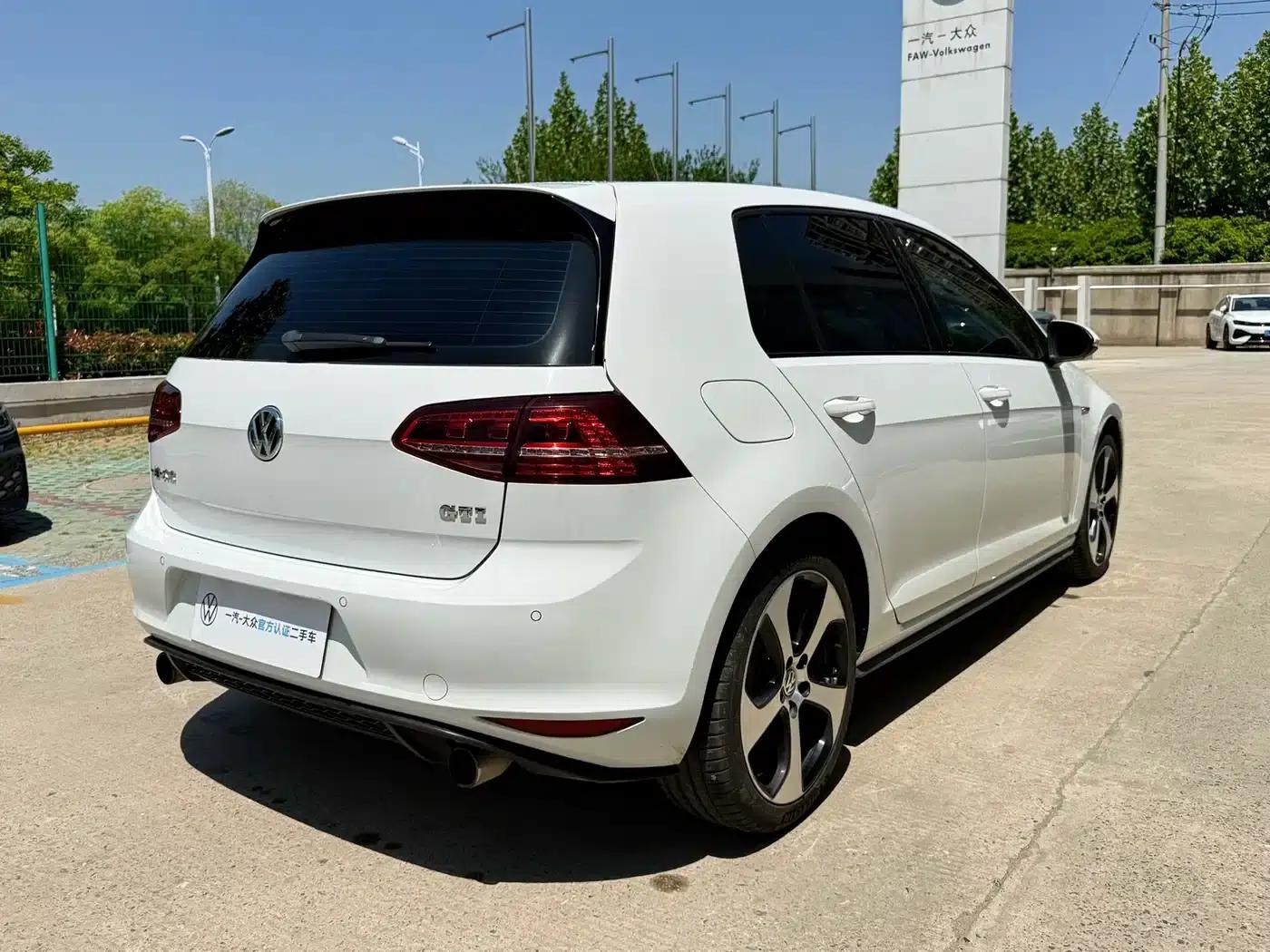 2016 Golf GTI 2.0TSI GTI — миниатюра 12