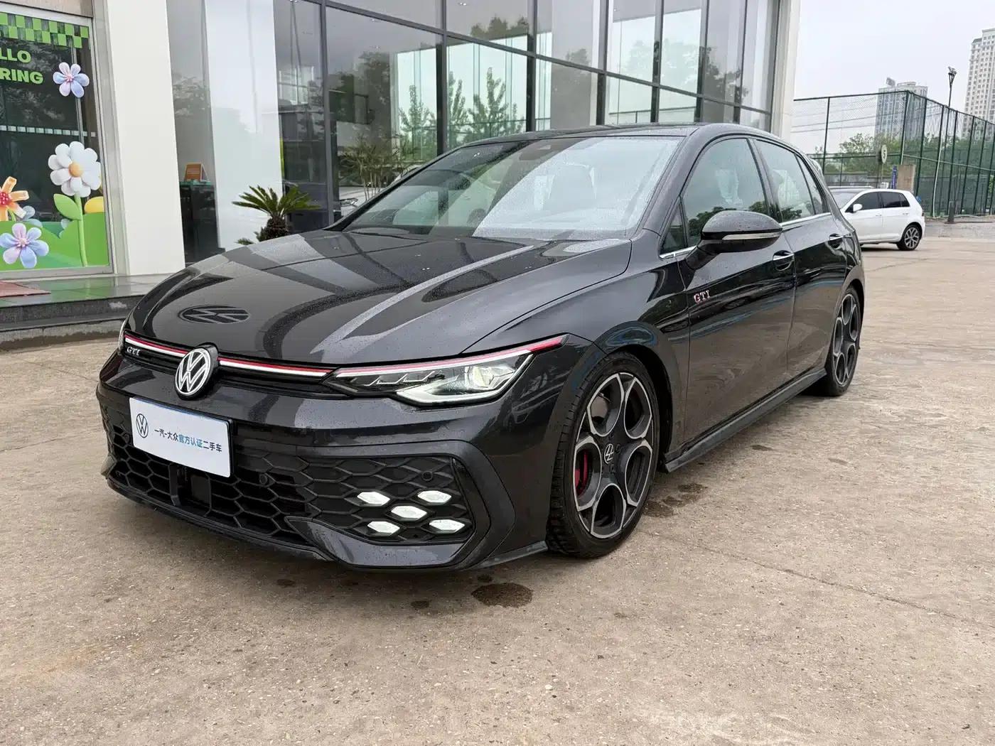 2025 Golf GTI 380TSI DSG GTI — миниатюра 3