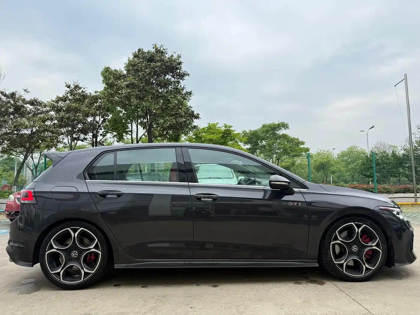 2025 Golf GTI 380TSI DSG GTI — миниатюра 4