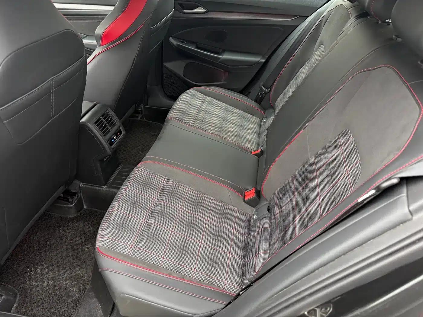 2025 Golf GTI 380TSI DSG GTI — миниатюра 6