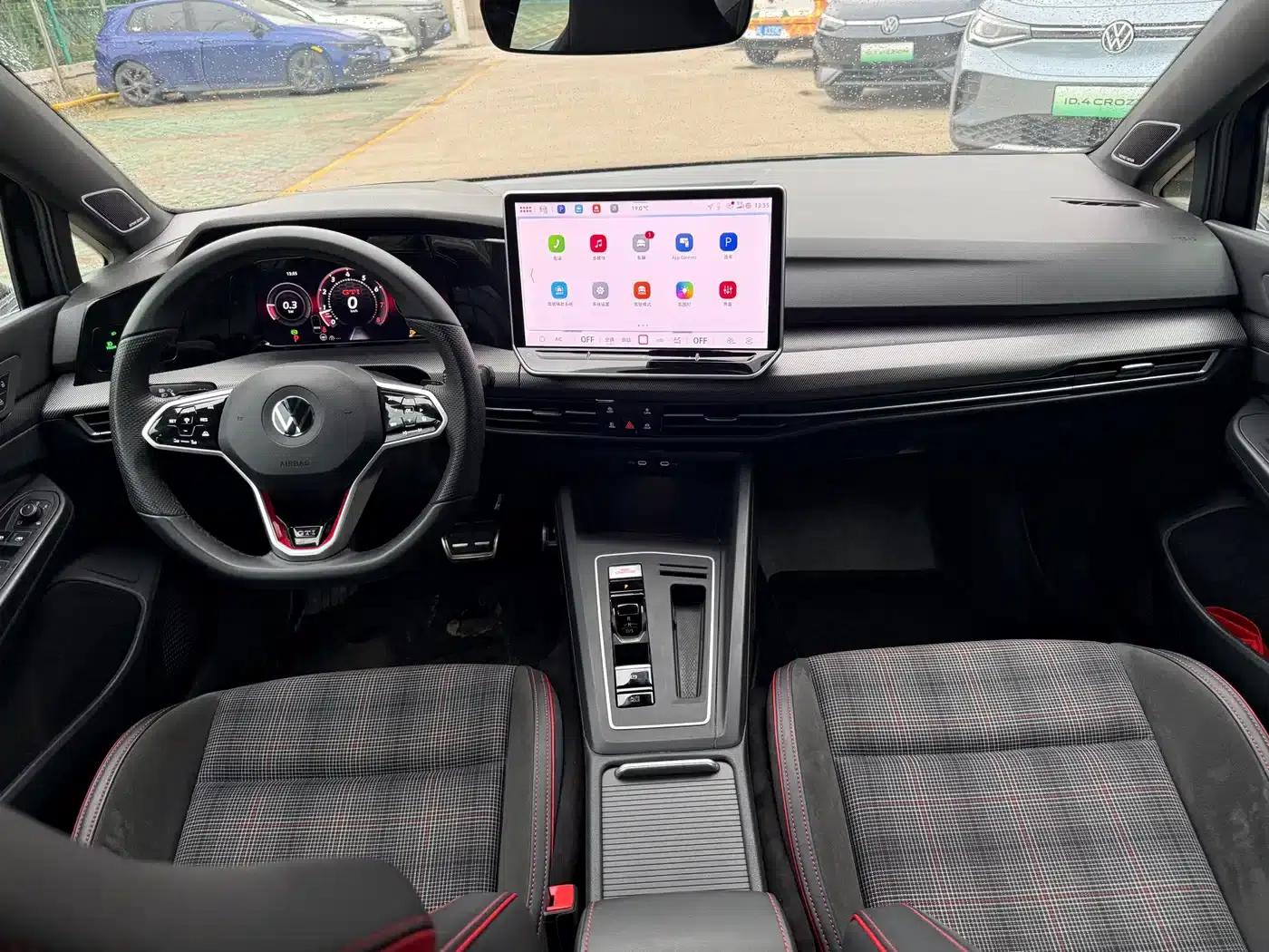 2025 Golf GTI 380TSI DSG GTI — миниатюра 9