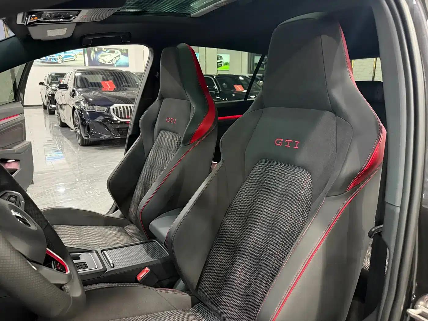 2026 Golf GTI 380TSI DSG GTI — миниатюра 9