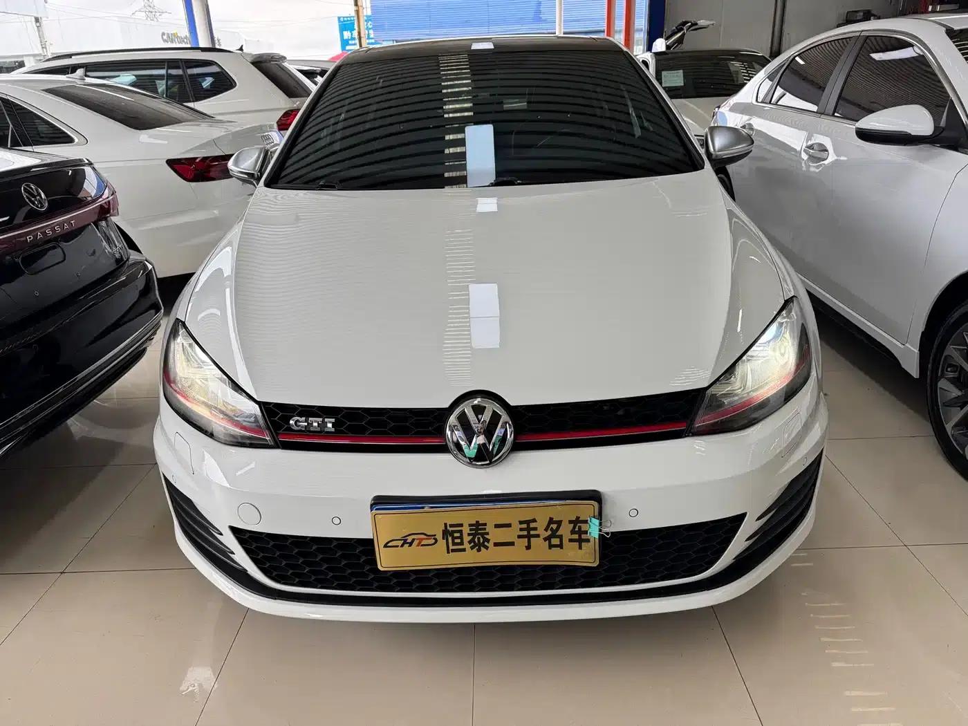 2016 Golf GTI 2.0TSI GTI — миниатюра 1