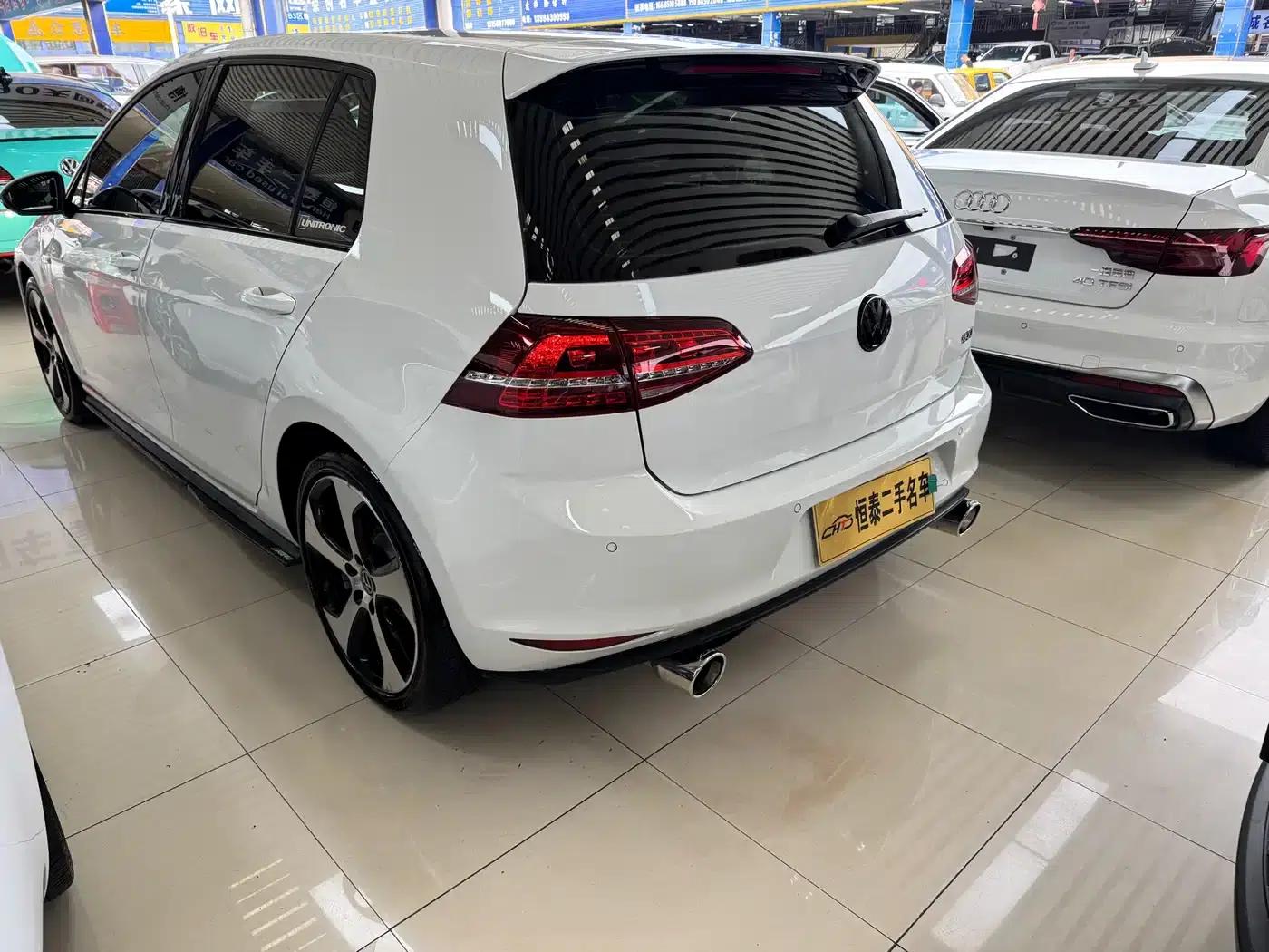 2016 Golf GTI 2.0TSI GTI — миниатюра 9