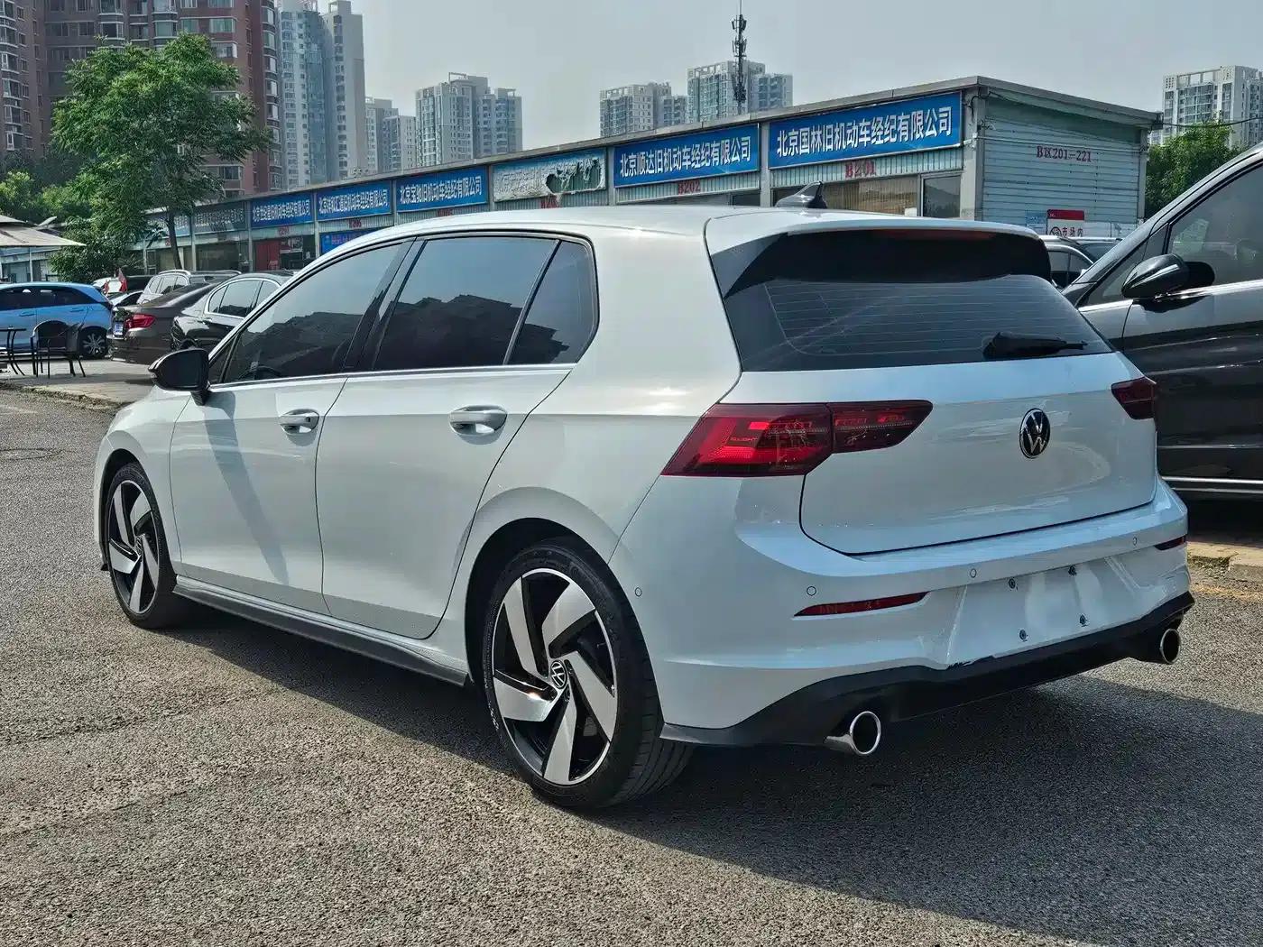 2021 Golf GTI 380TSI DSG GTI — миниатюра 3