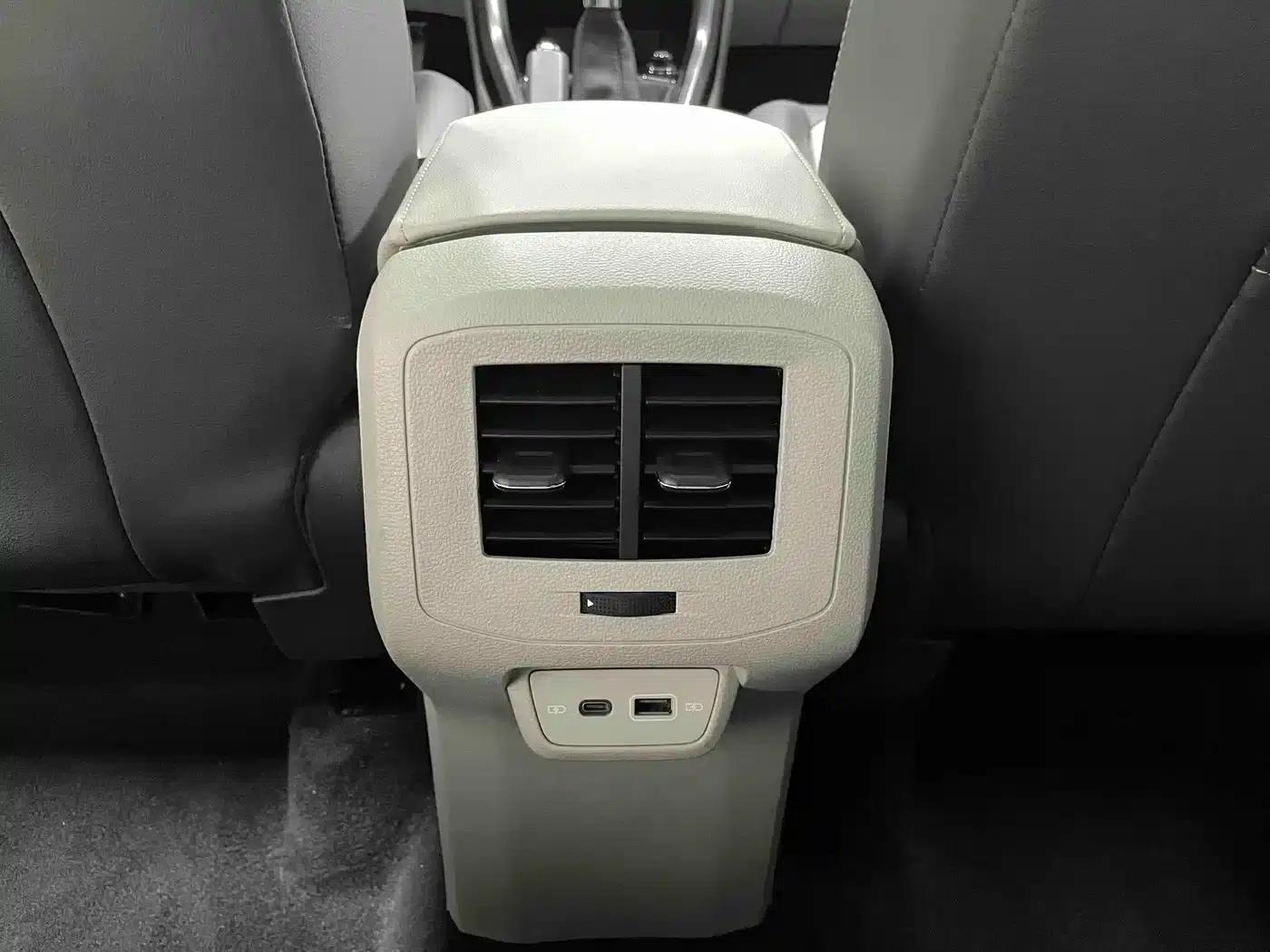 2022 Volkswagen T-Cross 280TSI DSG Comfort Edition — миниатюра 12