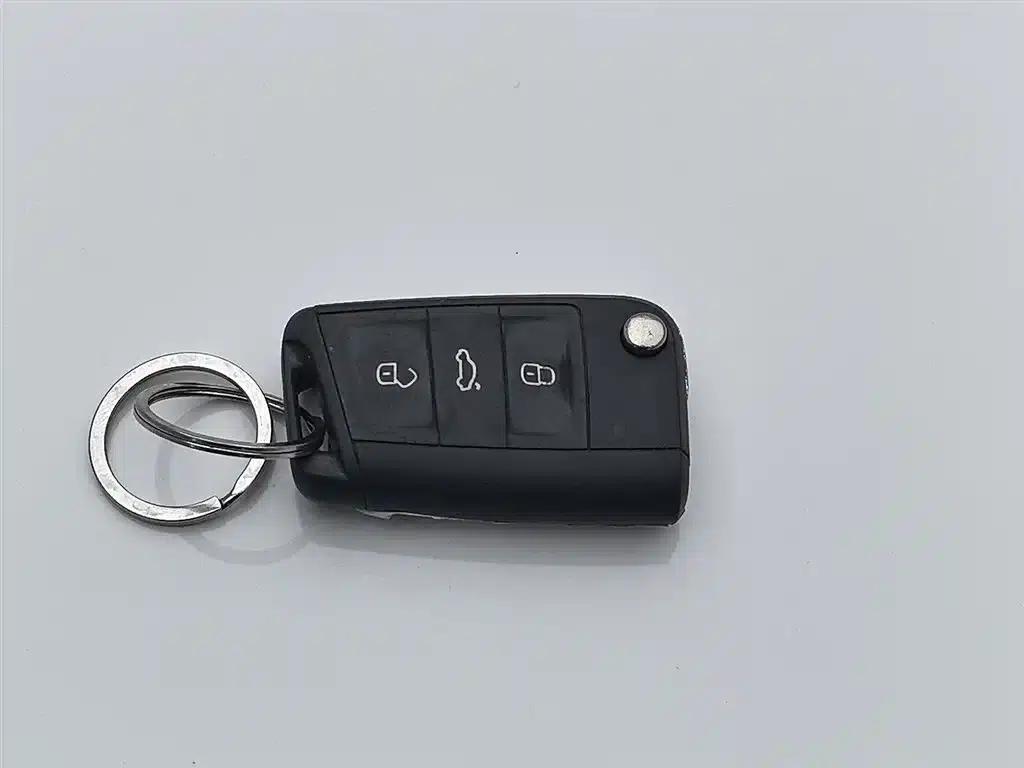2019 Volkswagen T-Cross 1.5L Automatic Fashion Edition — миниатюра 19