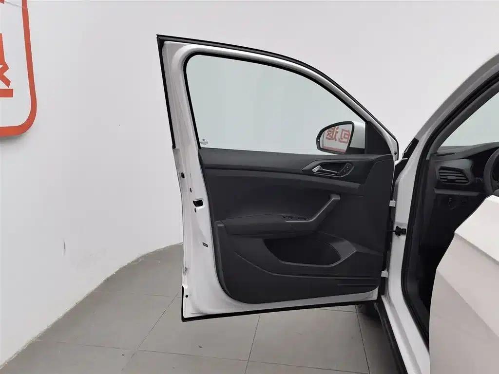 2019 Volkswagen T-Cross 1.5L Automatic Fashion Edition — миниатюра 8
