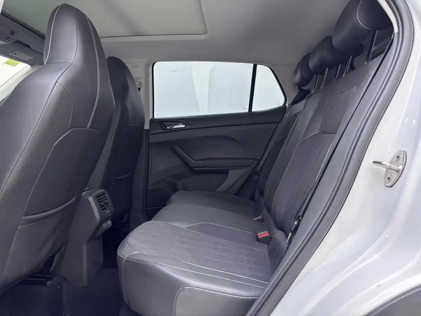2023 Volkswagen T-Cross 1.5L Automatic Comfort Edition — миниатюра 5