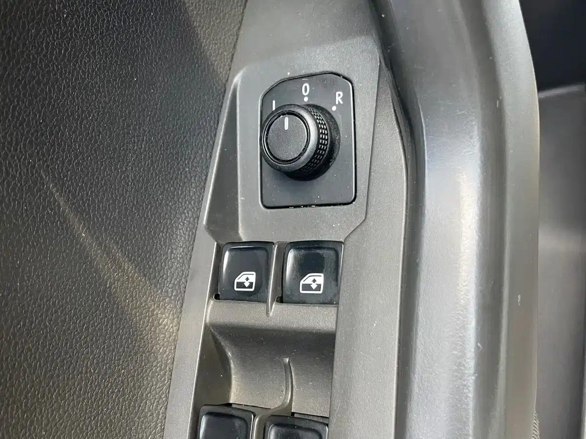 2023 Volkswagen T-Cross Facelift 1.5L Automatic Fashion Edition — миниатюра 16