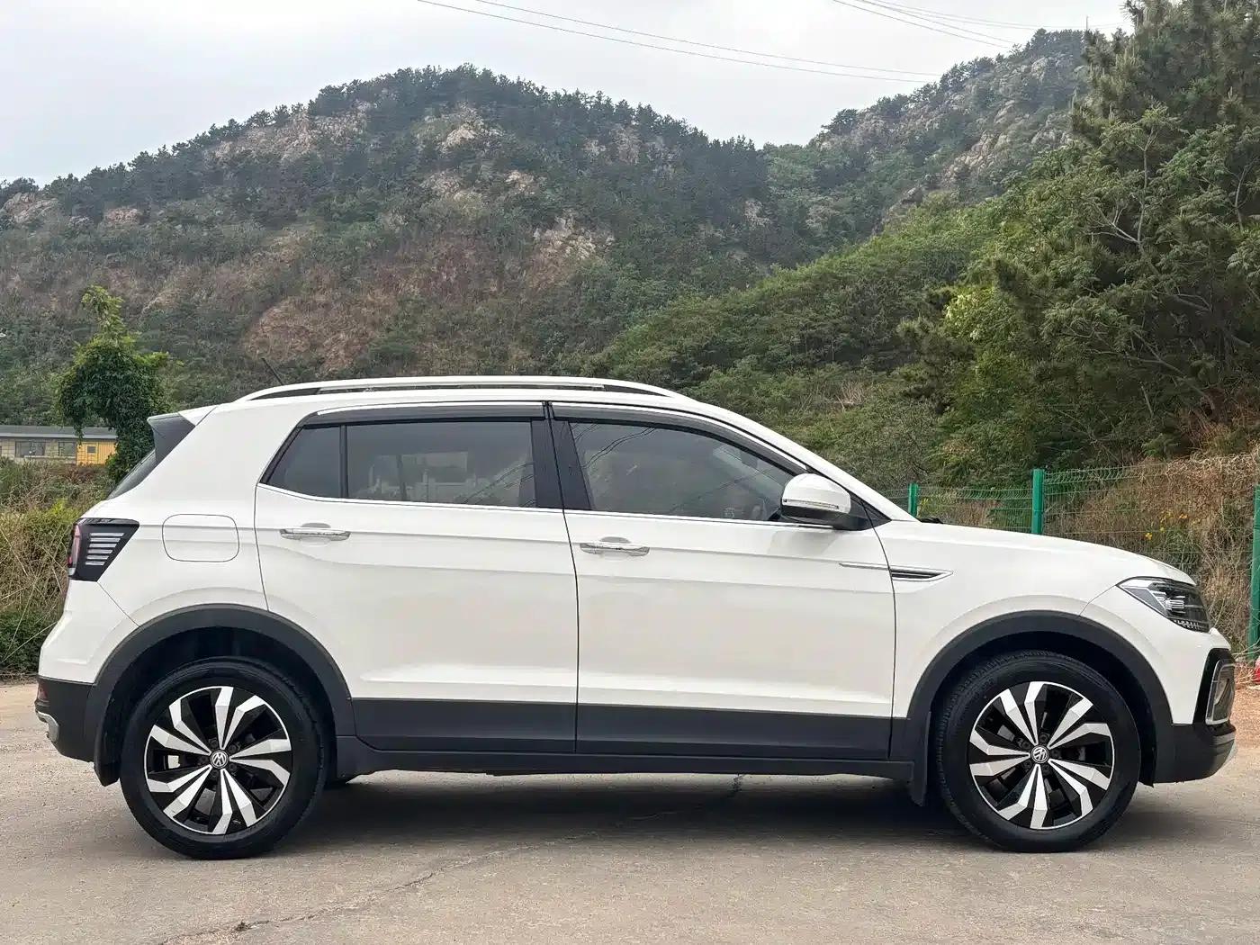 2020 Volkswagen T-Cross 280TSI DSG Luxury Edition — миниатюра 4
