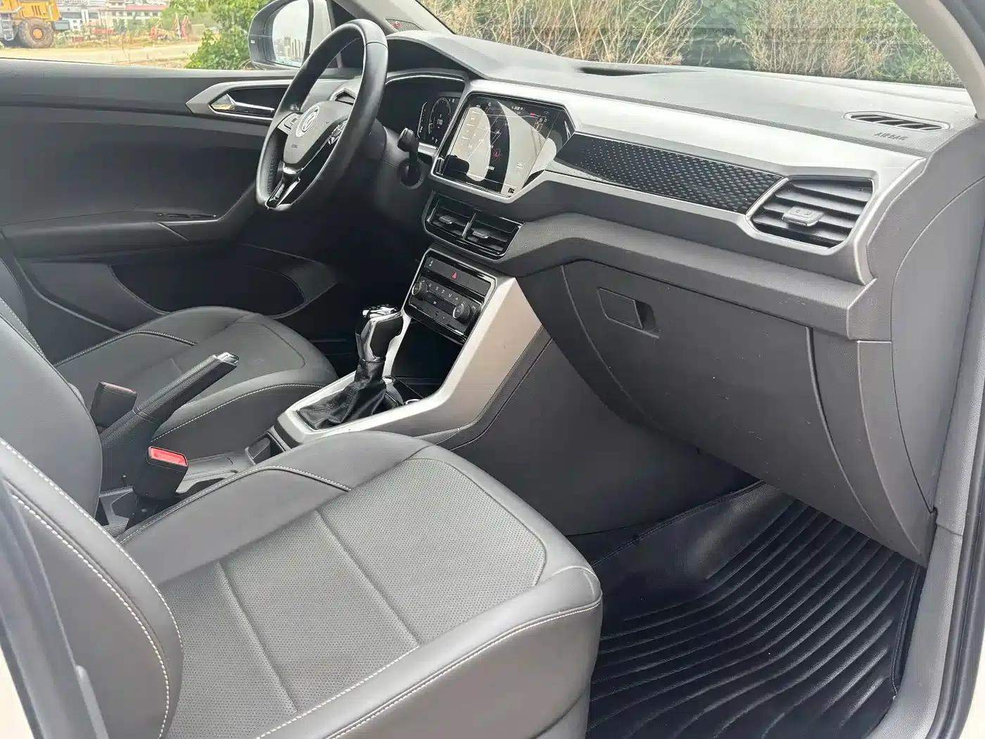 2020 Volkswagen T-Cross 280TSI DSG Luxury Edition — миниатюра 9