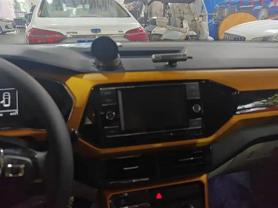 2019 Volkswagen T-Cross 1.5L Automatic Comfort Edition — миниатюра 13