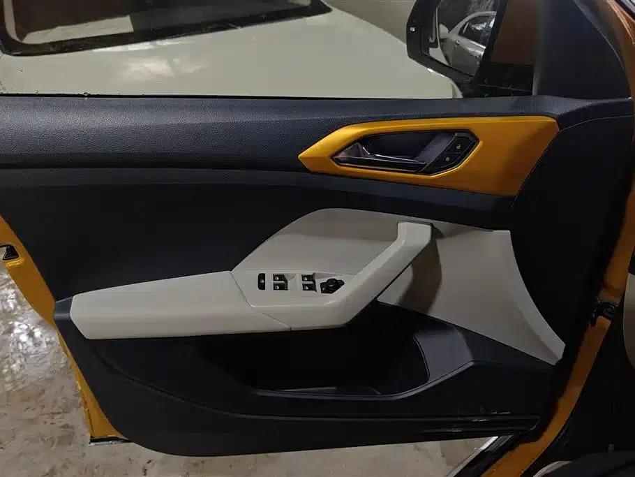 2019 Volkswagen T-Cross 1.5L Automatic Comfort Edition — миниатюра 7