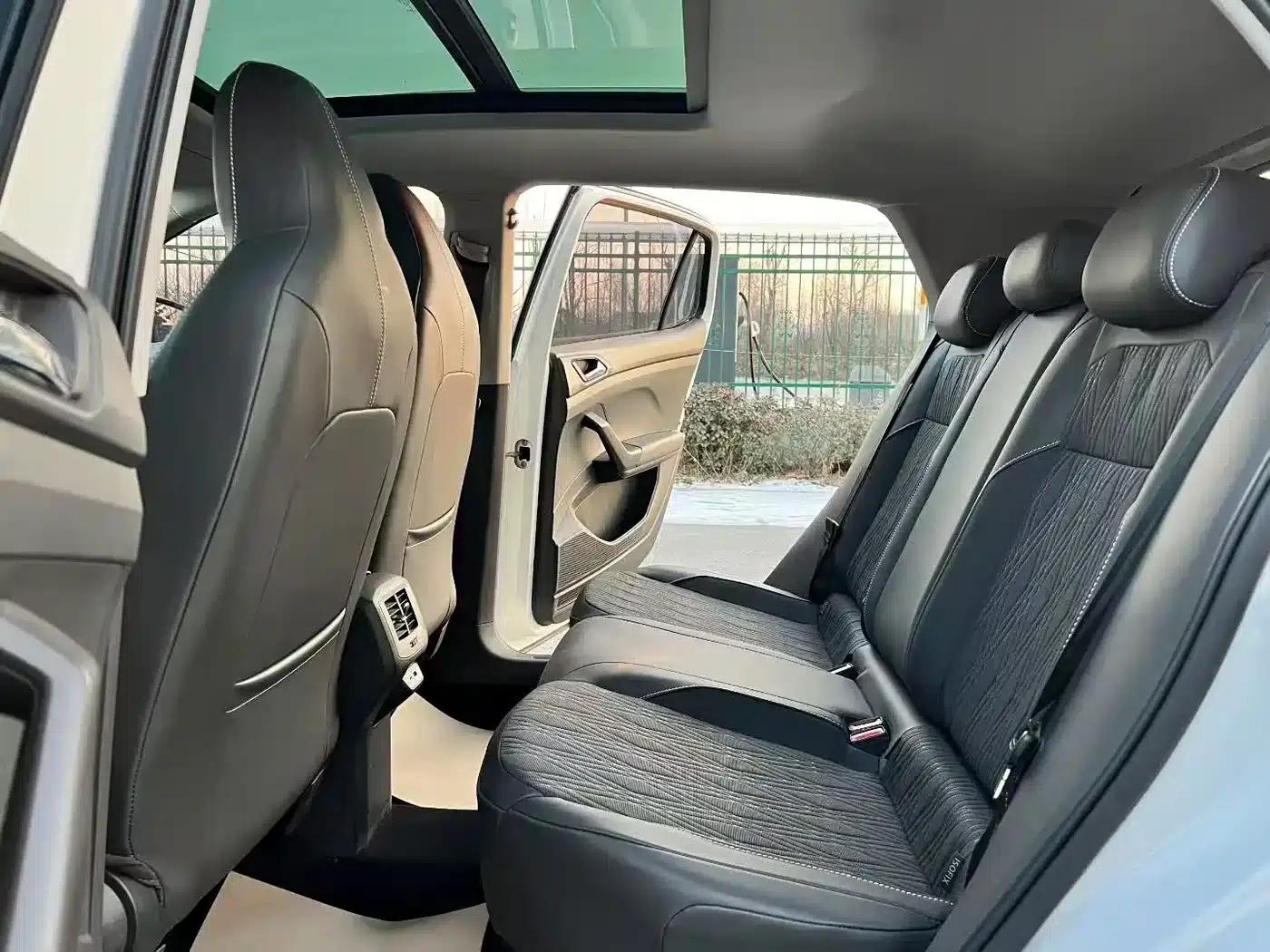 2020 Volkswagen T-Cross 1.5L Automatic Comfort Edition — миниатюра 6