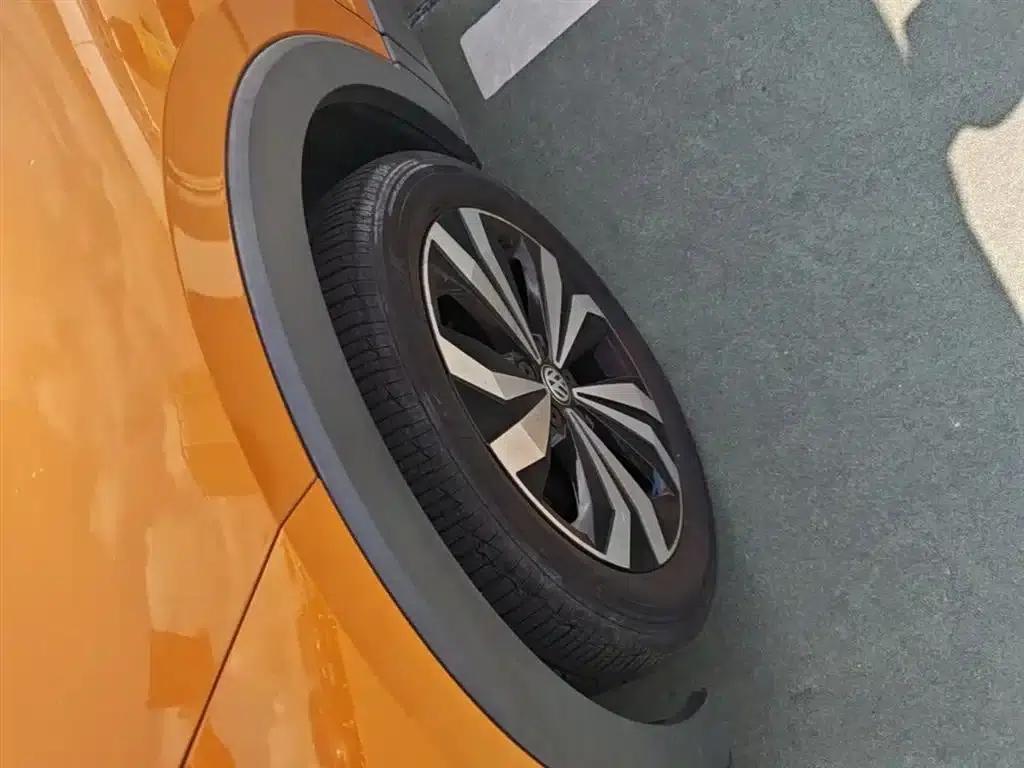 2019 Volkswagen T-Cross 280TSI DSG Luxury Edition — миниатюра 23