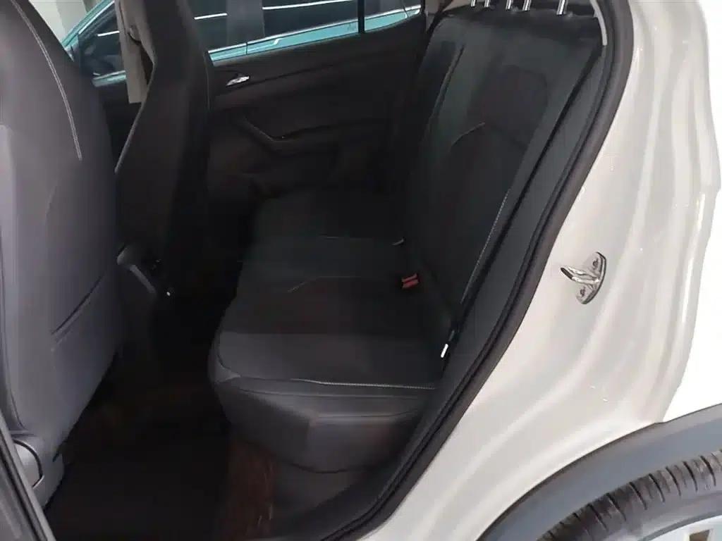 2023 Volkswagen T-Cross Facelift 1.5L Automatic Comfort Edition — миниатюра 17