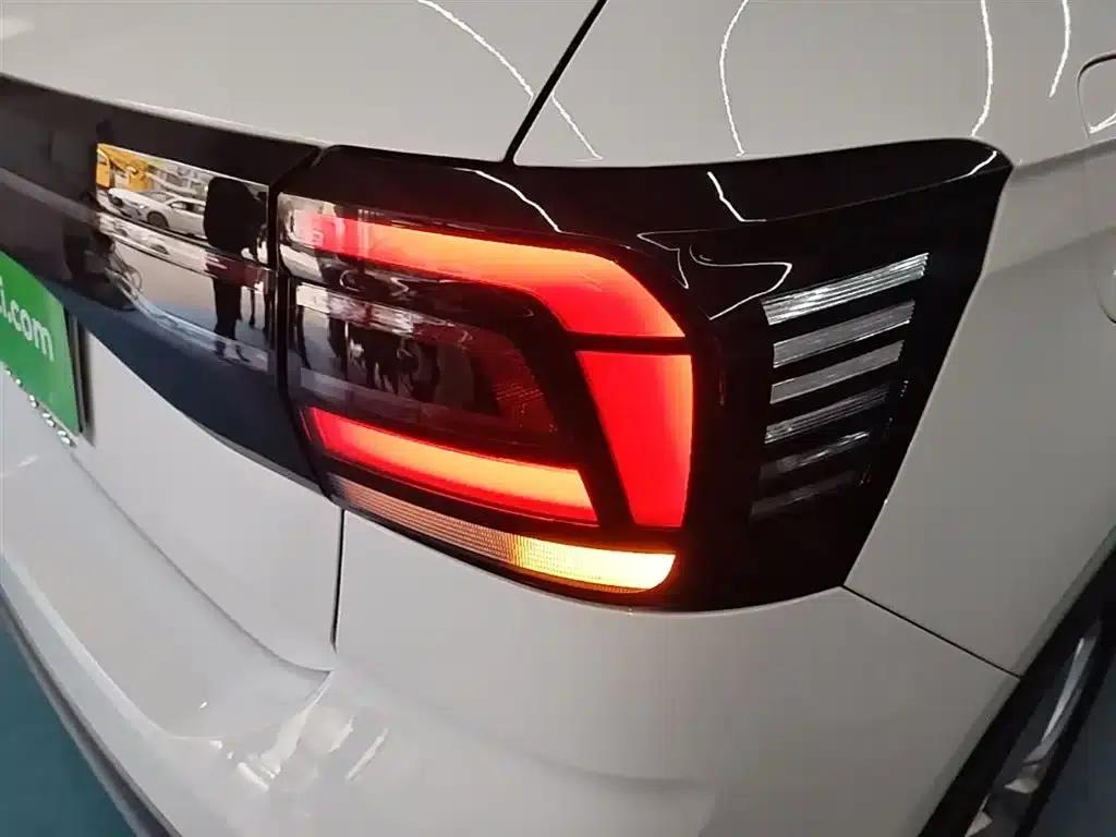 2023 Volkswagen T-Cross Facelift 1.5L Automatic Comfort Edition — миниатюра 8