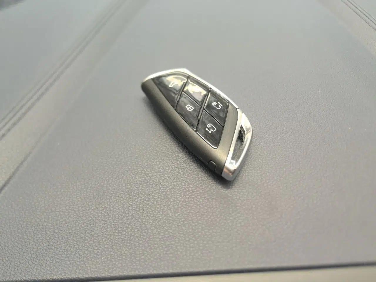 SAIC MAXUS G90 2022 2.0T Galaxy Seven-Seater Version — миниатюра 9