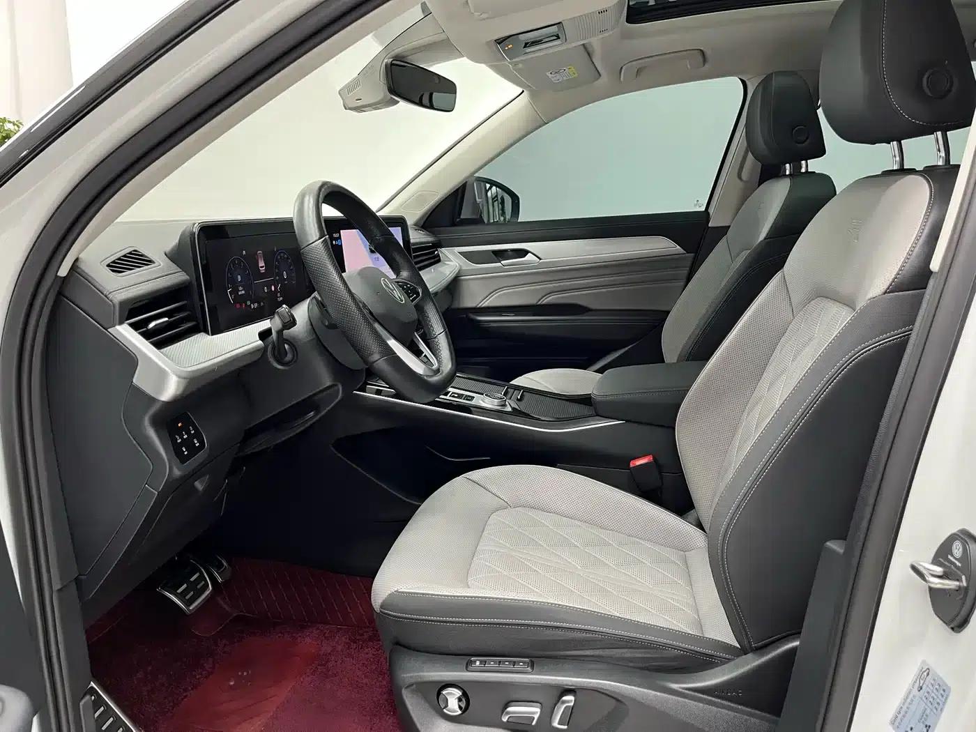 2023 Range Rover 380TSI AWD R-Line Cruiser — миниатюра 3