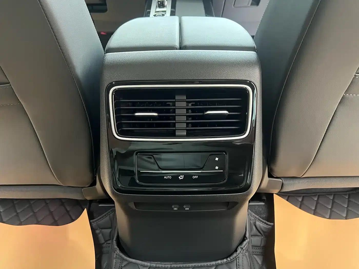 2024 Range Rover 380TSI AWD R-Line Cruiser - Special Edition — миниатюра 13