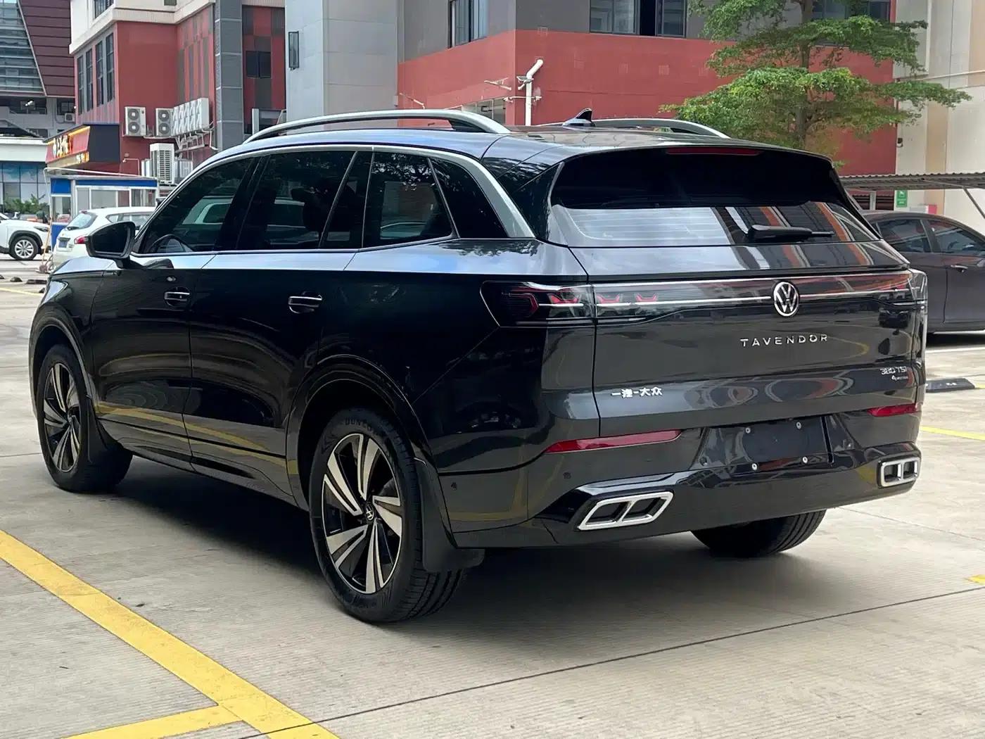 2024 Range Rover 380TSI AWD R-Line Cruiser - Special Edition — миниатюра 3