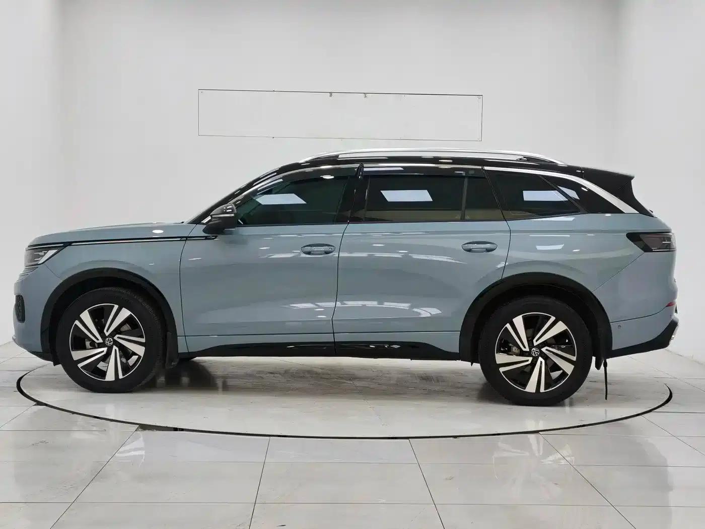 2023 Range Rover 380TSI AWD R-Line Cruiser — миниатюра 5