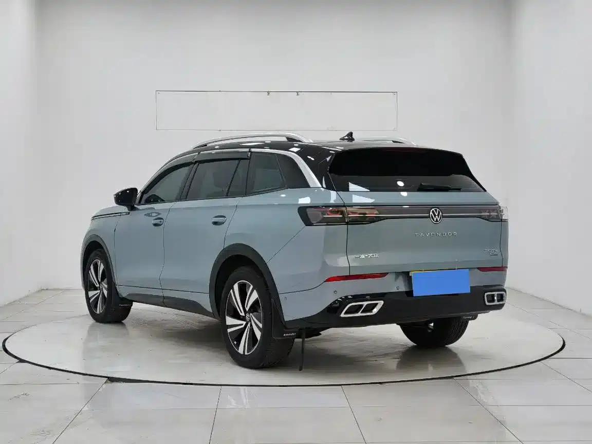 2023 Range Rover 380TSI AWD R-Line Cruiser — миниатюра 7