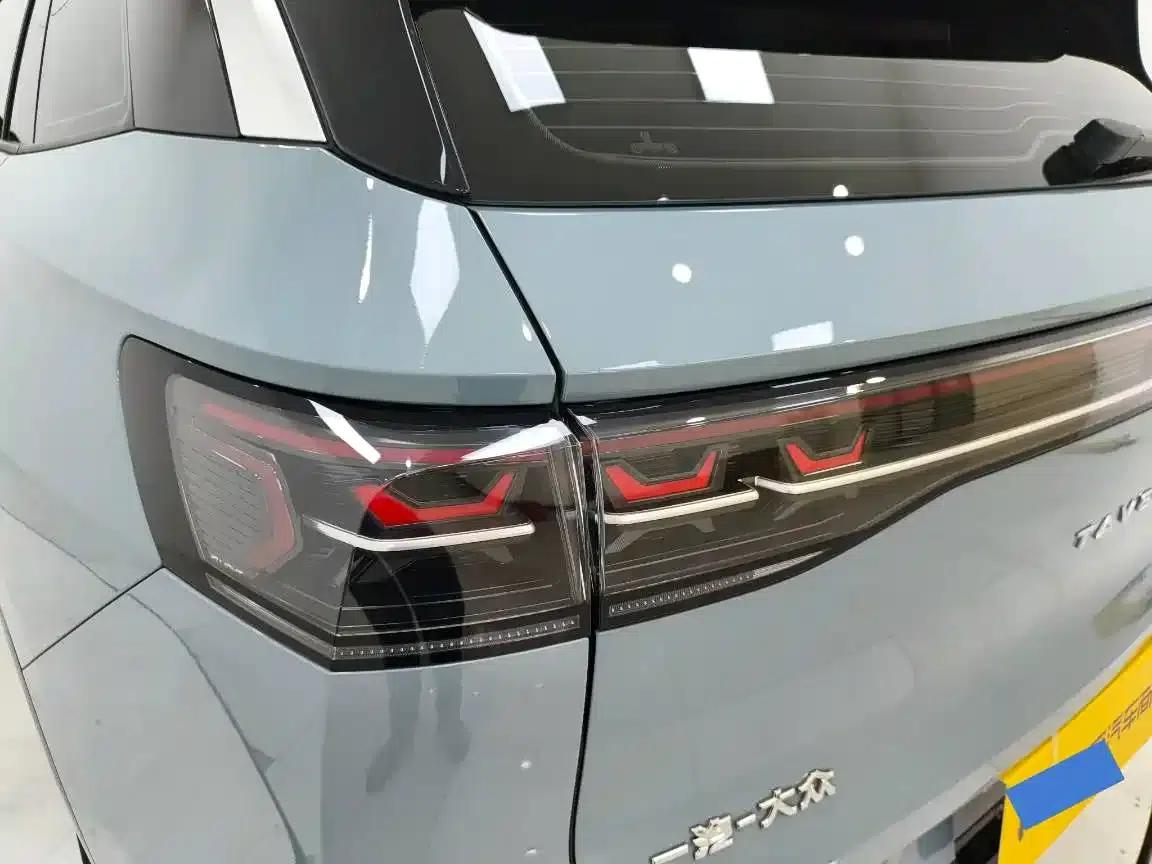 2023 Range Rover 380TSI AWD R-Line Cruiser — миниатюра 10