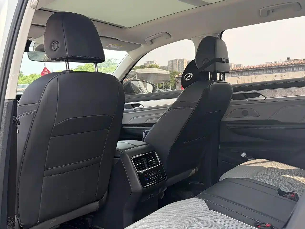 2024 Range Rover 380TSI AWD R-Line Cruiser — миниатюра 12