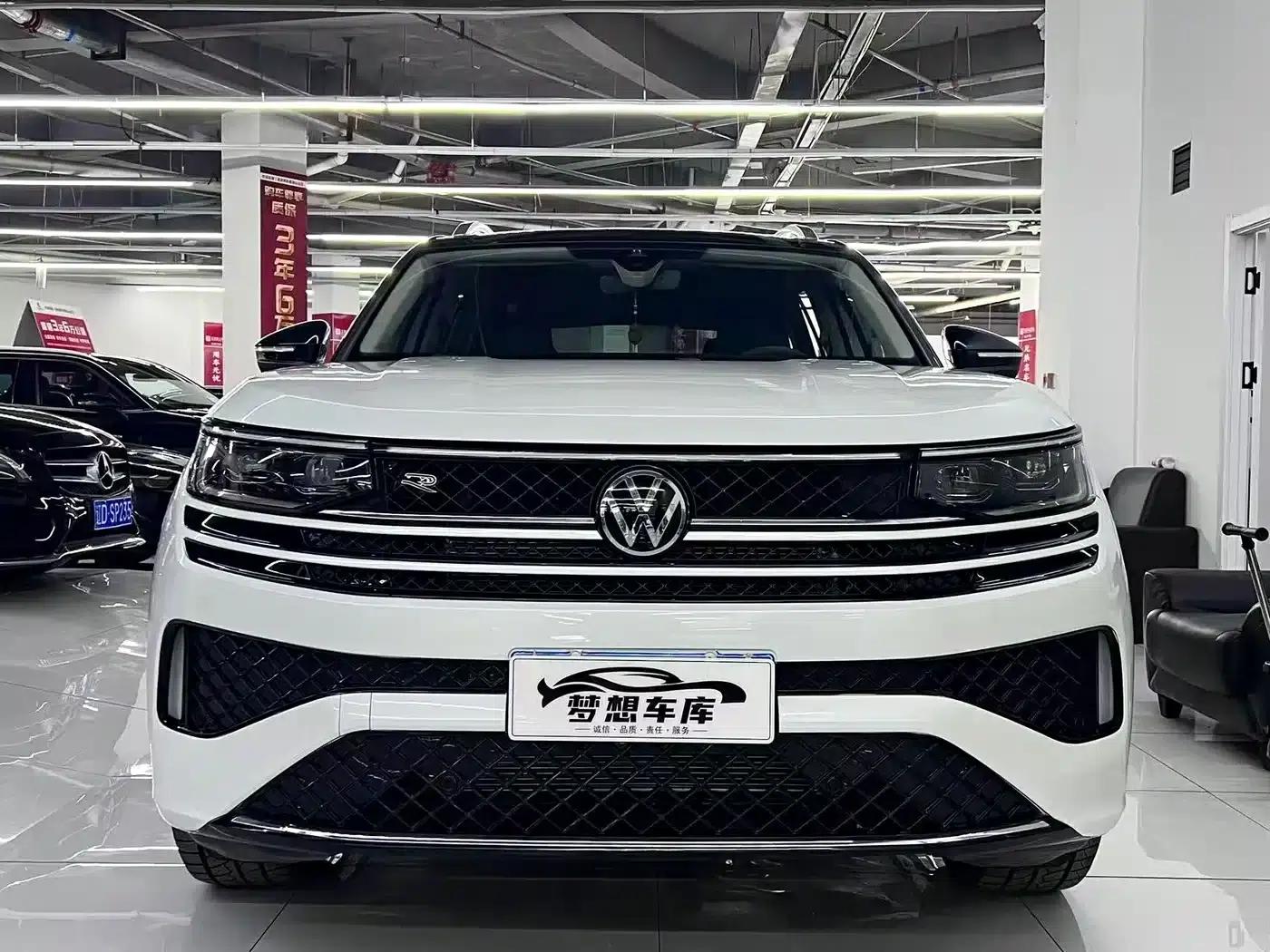 2025 Range Rover 380TSI AWD R-Line Cruiser - Special Edition — миниатюра 2