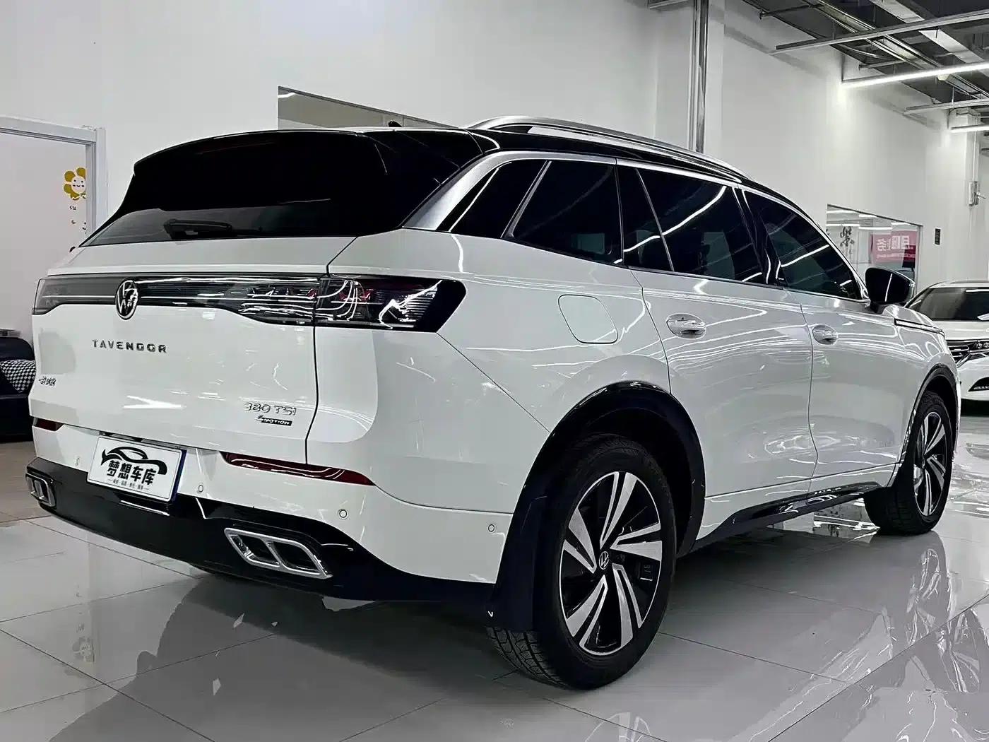 2025 Range Rover 380TSI AWD R-Line Cruiser - Special Edition — миниатюра 9
