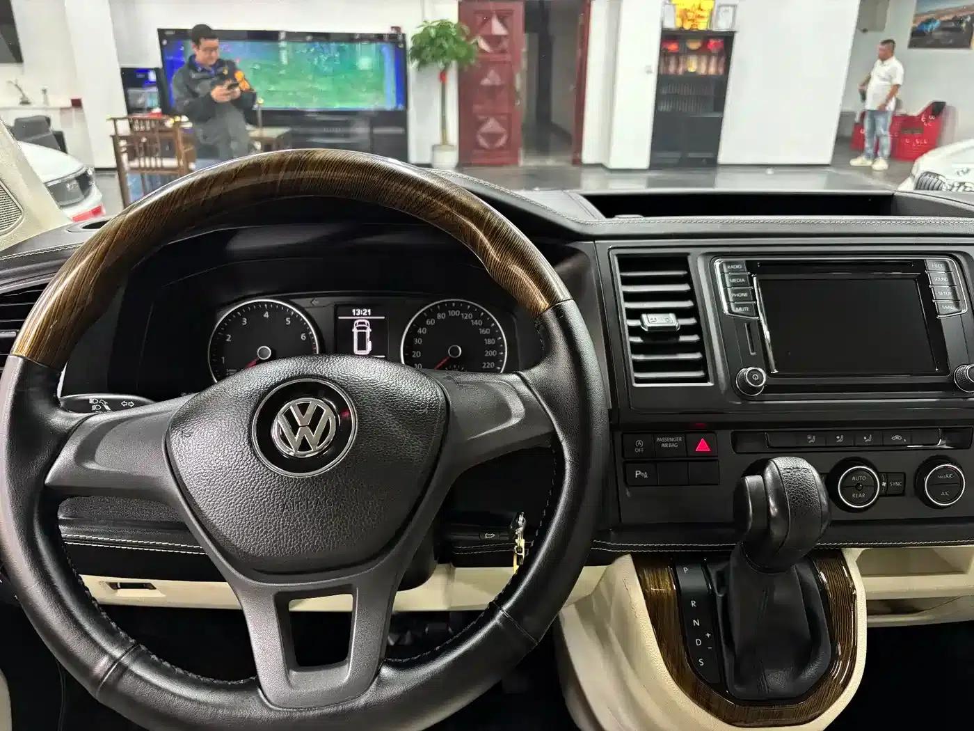 Caravelle 2017 2.0TSI 4WD Comfort Edition 7-Seater — миниатюра 11