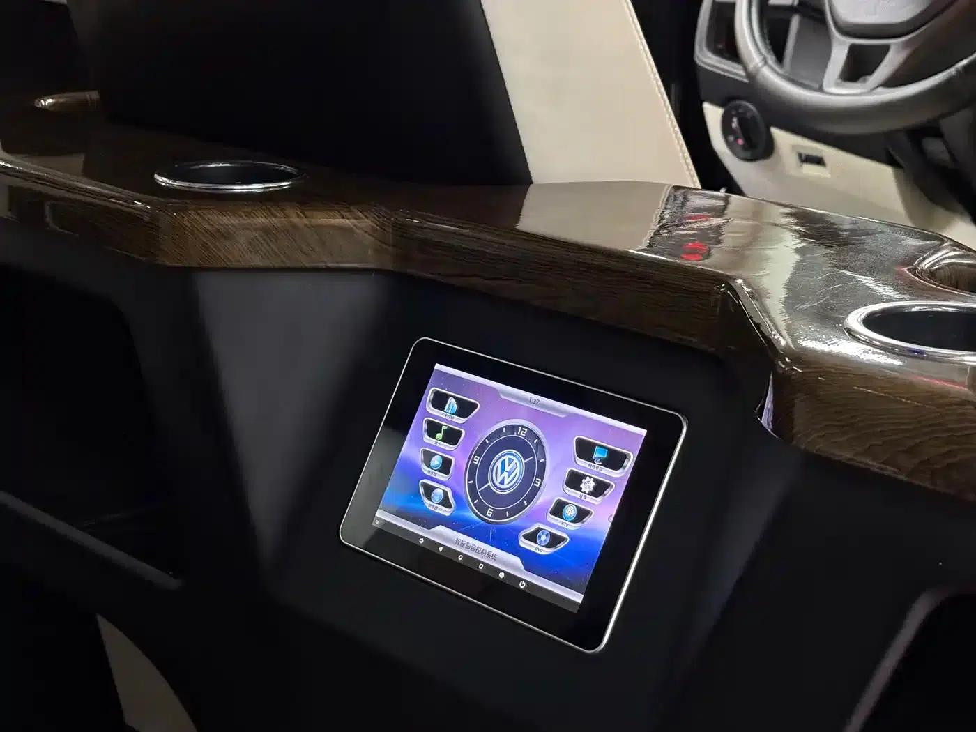 Caravelle 2017 2.0TSI 4WD Comfort Edition 7-Seater — миниатюра 17