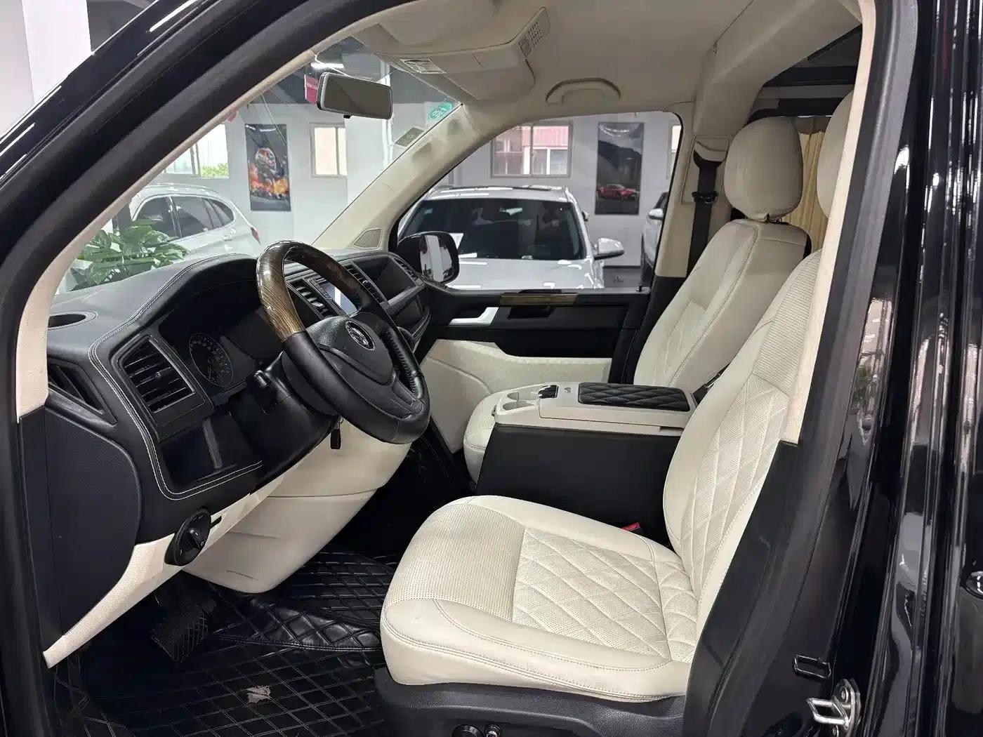 Caravelle 2017 2.0TSI 4WD Comfort Edition 7-Seater — миниатюра 6