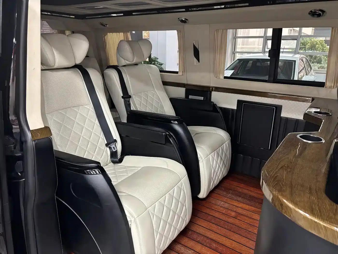 Caravelle 2017 2.0TSI 4WD Comfort Edition 7-Seater — миниатюра 8
