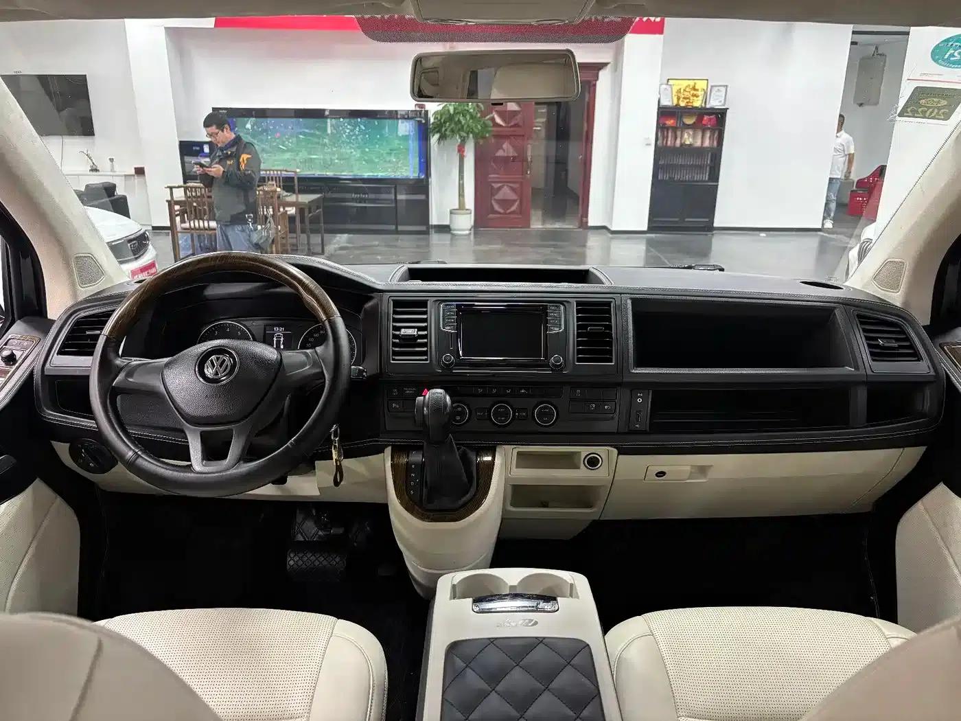 Caravelle 2017 2.0TSI 4WD Comfort Edition 7-Seater — миниатюра 9