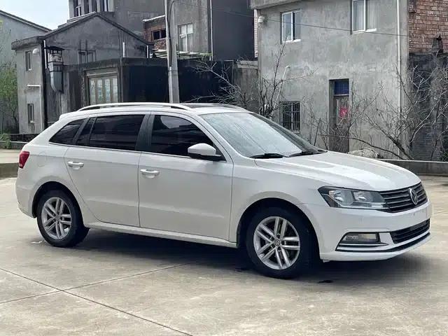 Lavida Gran Turismo 2015 230TSI DSG Comfort Edition