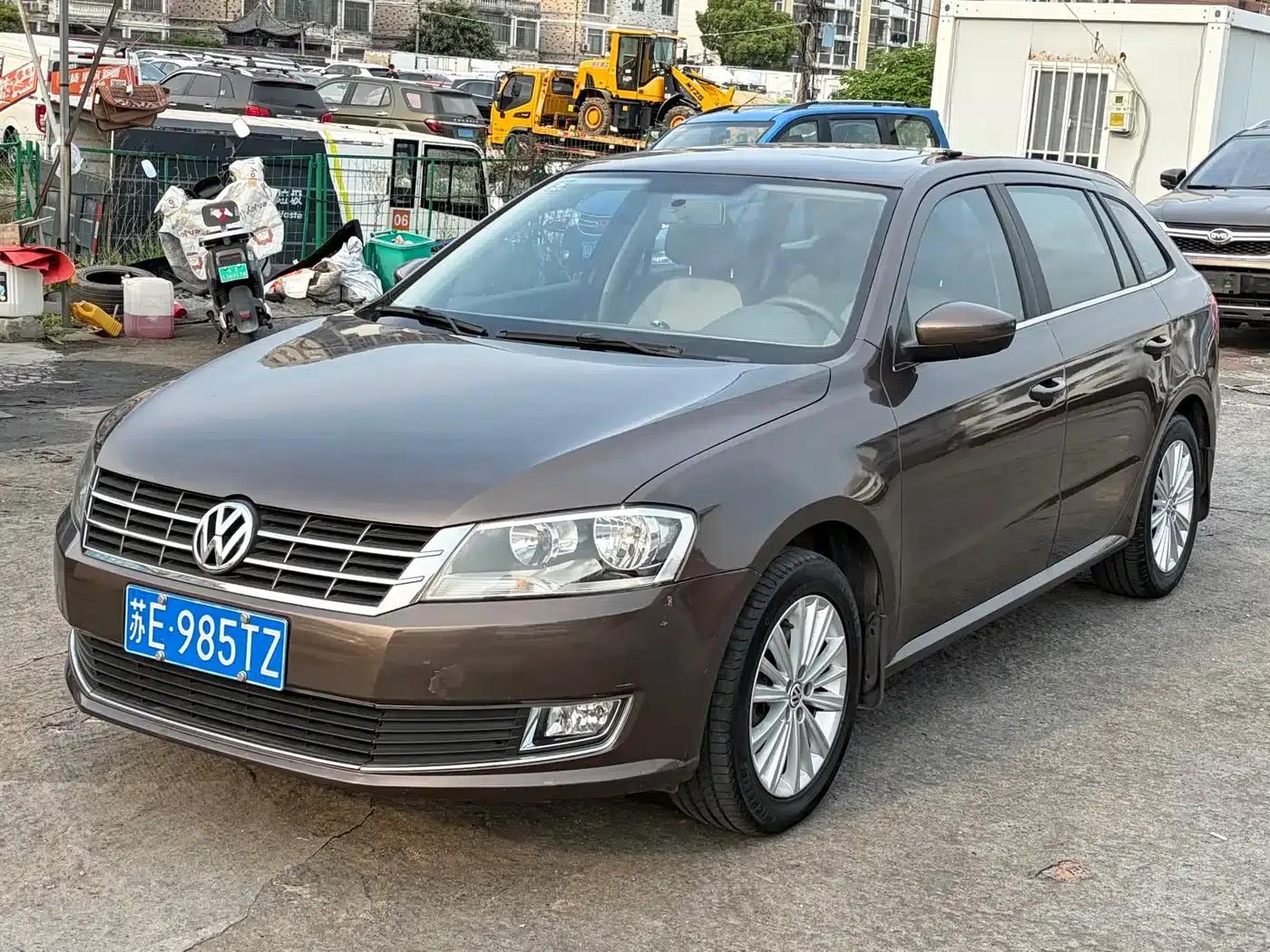 Lavida Gran Turismo 2013 1.4TSI Automatic Comfort Model — миниатюра 1