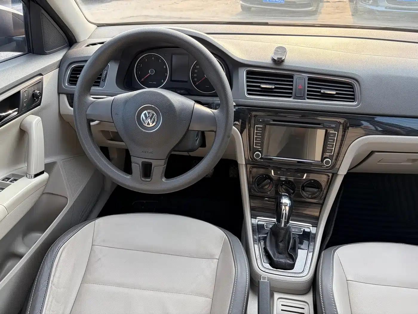 Lavida Gran Turismo 2013 1.4TSI Automatic Comfort Model — миниатюра 12